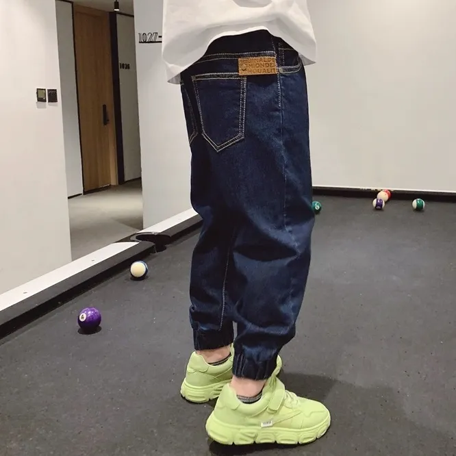 【100-160cm】一番人気 シンプル 合わせやすい 無地 デニム パンツ