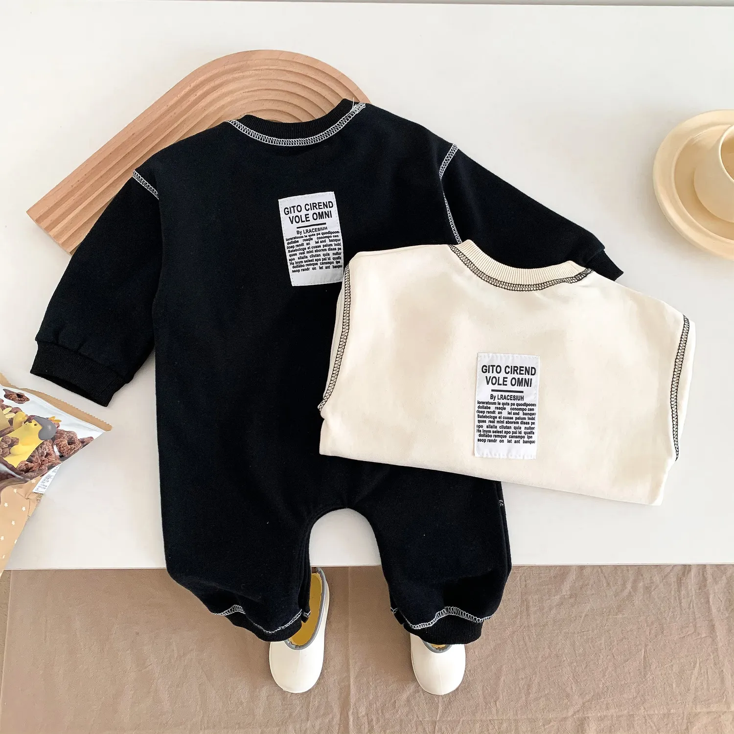 【66-90】韓国系 切り替え コットン 長袖 ベビー服 男の子 ロンパース
