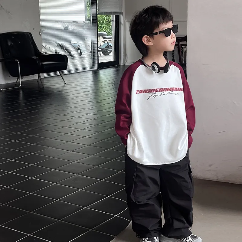 【110-160cm】おすすめ 元気いっぱい 2色選べる 春秋 配色 男の子 アルファベット ゆったり 通気性 長袖 Ｔシャツ