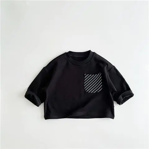 【80-130cm】抜群なデザイン!!!  鮮度高めのストライプ!  ボーダー柄 ポケット付き 春秋 長袖Ｔシャツ