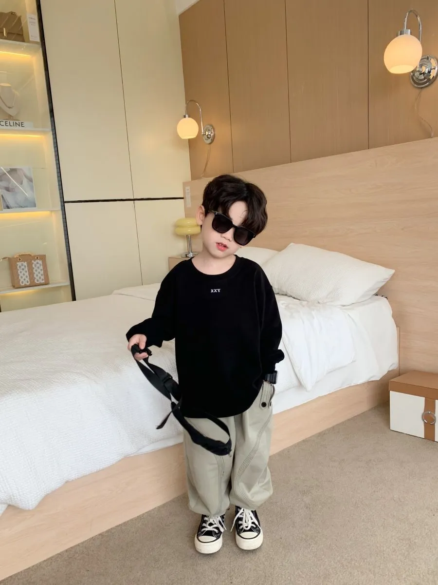 【90-150cm】抜群なデザイン 存在感アップ アルファベット 子供服 男の子 シンプル 長袖Tシャツ