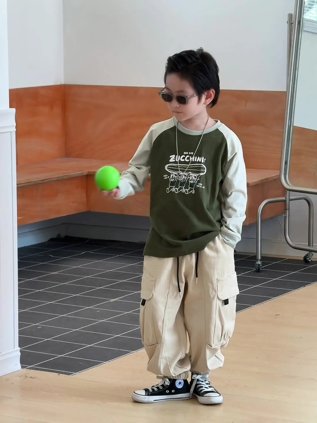 【90-150cm】抜群感強い!!! 韓国風 ファッション ラウンドネック 春秋 長袖Ｔシャツ