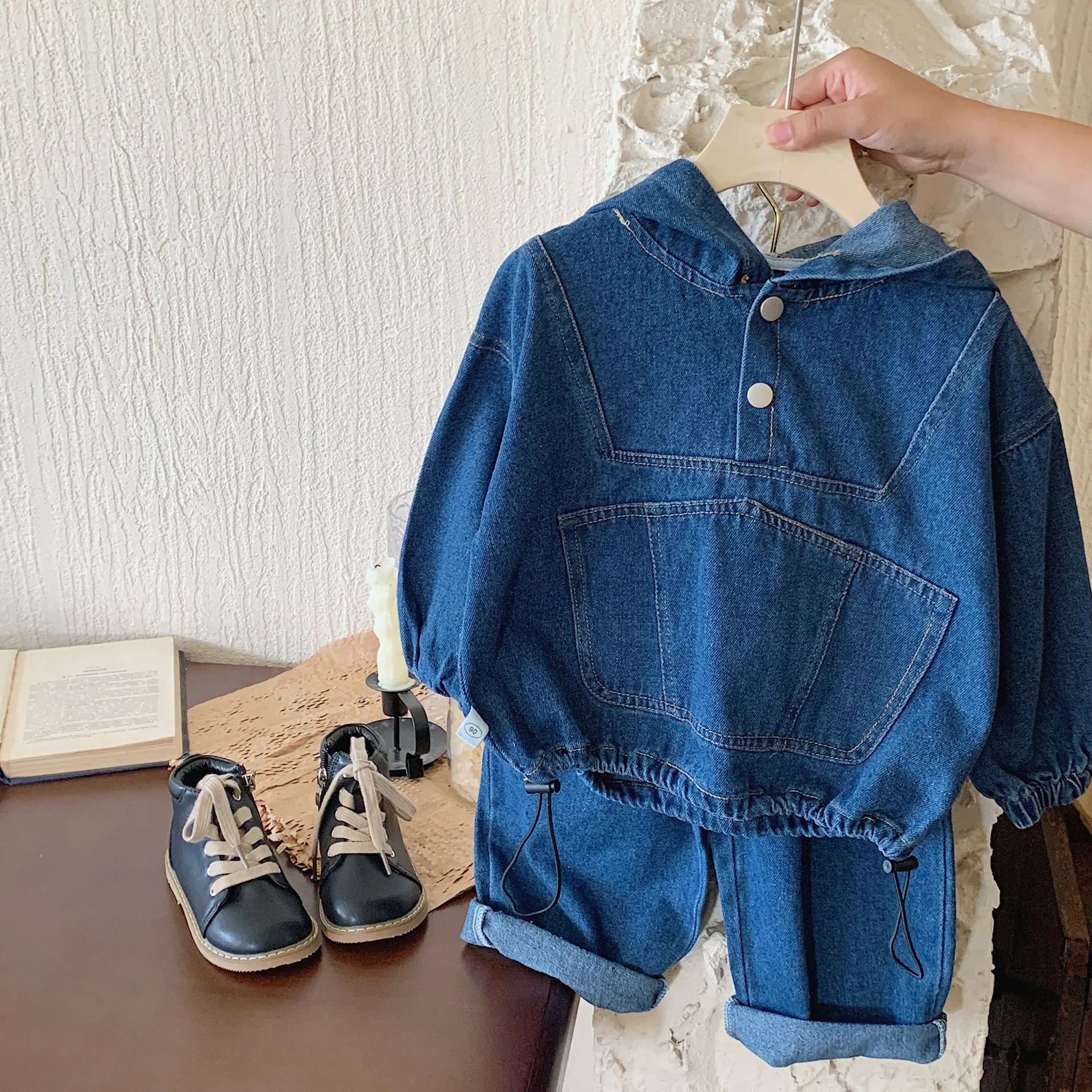 【90-140cm】絶対欲しい！子供服 春秋 デニム 女の子 男の子 ファッション 韓国風 ダークブルー セットアップ
