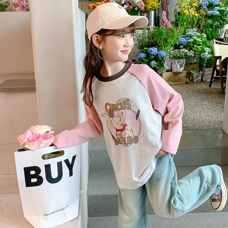 【110-160cm】人気上昇中 着心地良い 合わせやすい カートゥーン 定番 長袖 Tシャツ