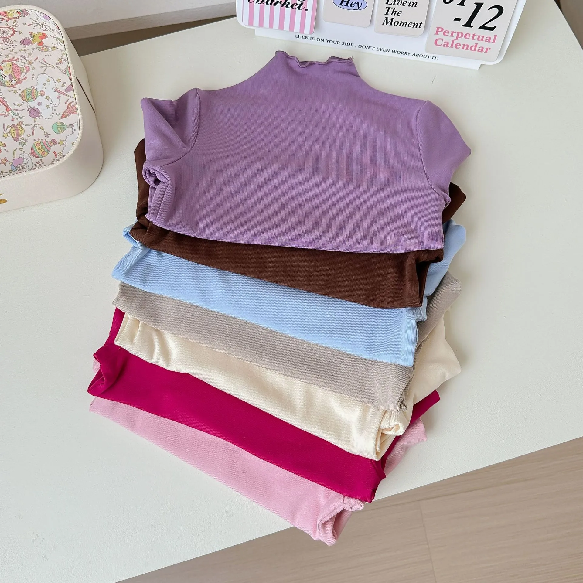 【90-150cm】デイリーウエアー カラーバリエーショ ンシンプル 女の子 長袖Tシャツ