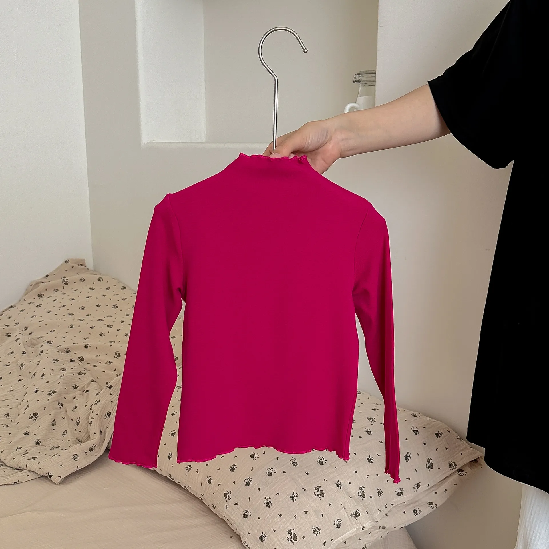 【90-150cm】デイリーウエアー カラーバリエーショ ンシンプル 女の子 長袖Tシャツ
