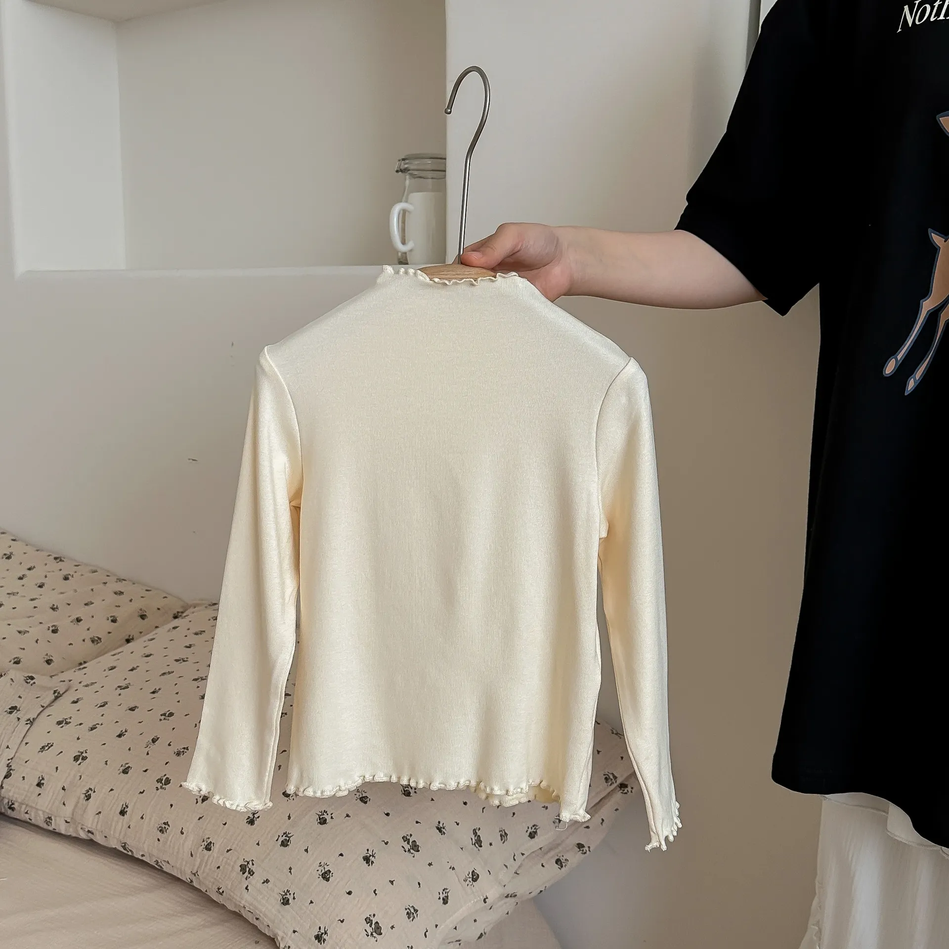 【90-150cm】デイリーウエアー カラーバリエーショ ンシンプル 女の子 長袖Tシャツ