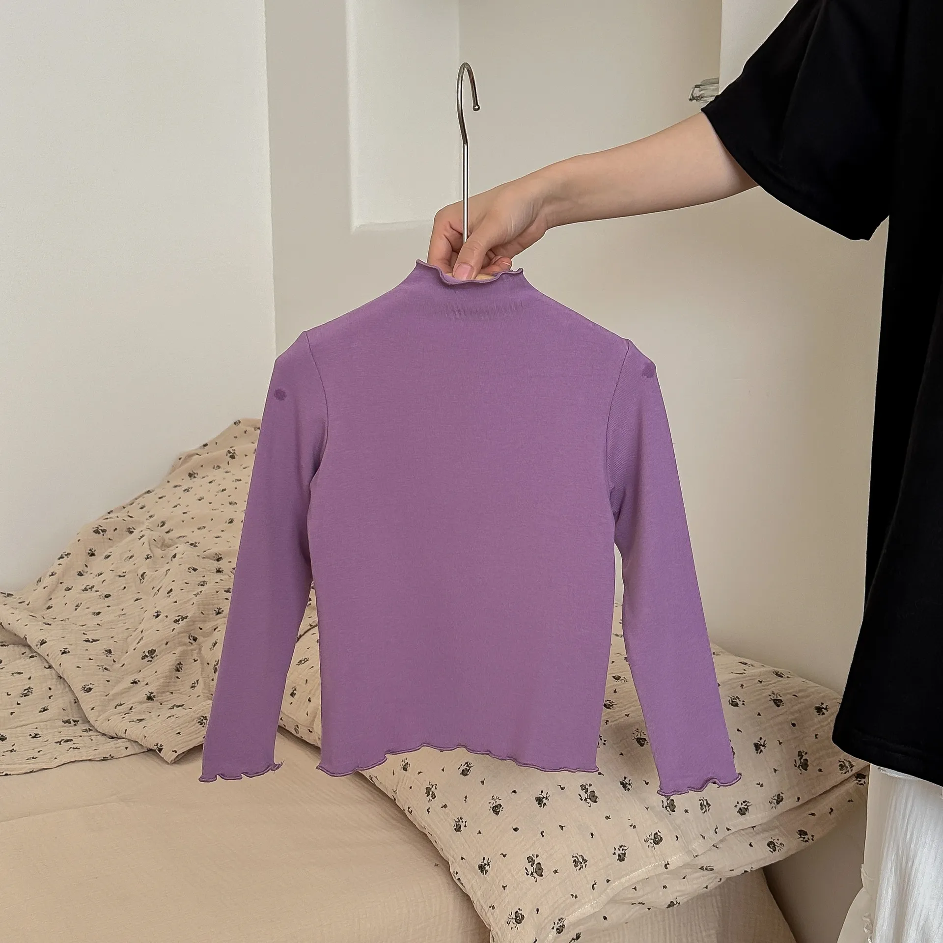 【90-150cm】デイリーウエアー カラーバリエーショ ンシンプル 女の子 長袖Tシャツ