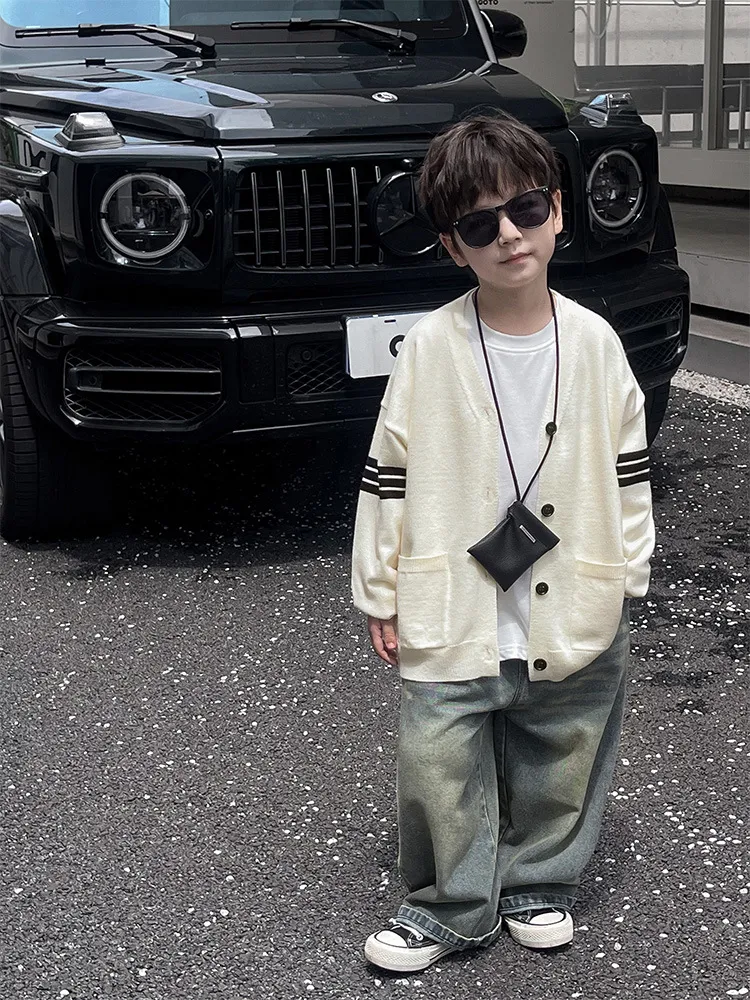 【90-150cm】人気新作 シンプルなデザインのVネック キッズ 男の子 長袖カーディガン