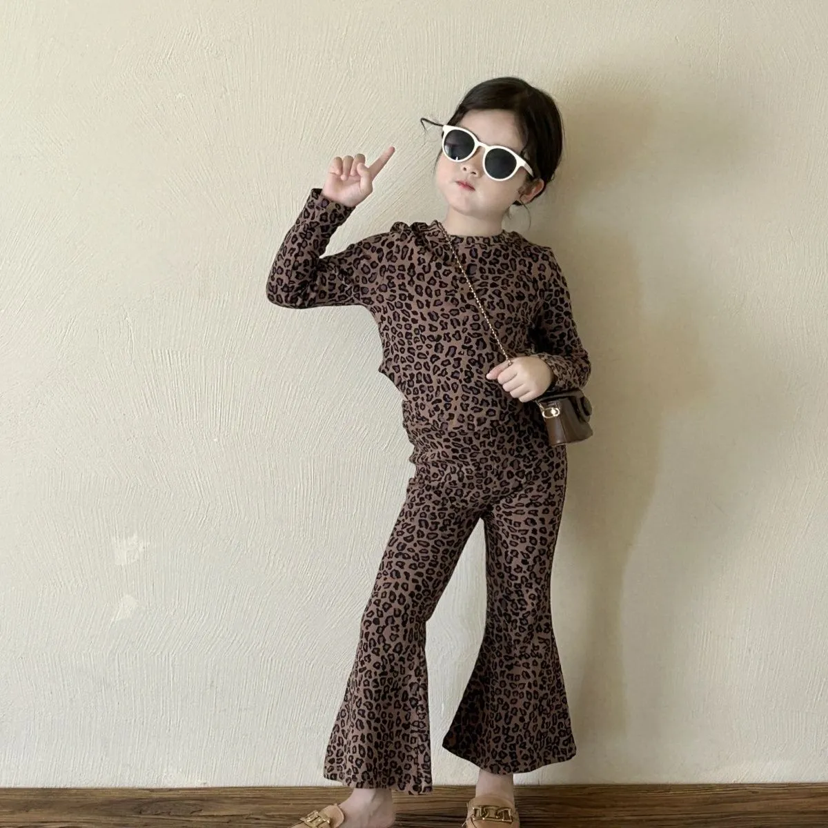 【90-140cm】二点セット 単品注文可 超人気商品 絶対欲しい 女の子 ヒョウ柄 トップス+パンツ セットアップ