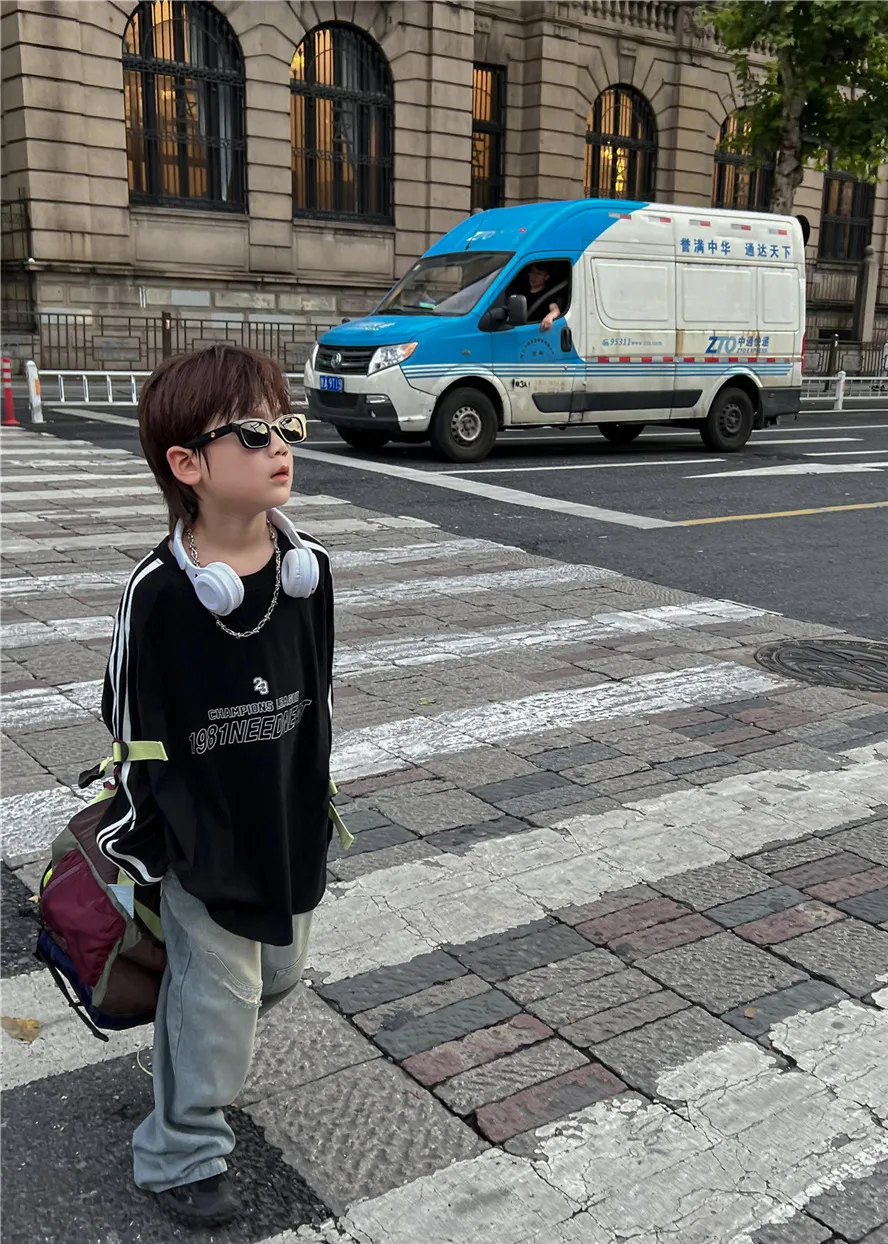 【90-160cm】韓国カジュアルスタイル ファッション 長袖 ゆったり 子供服 男の子 プリント  Tシャツ