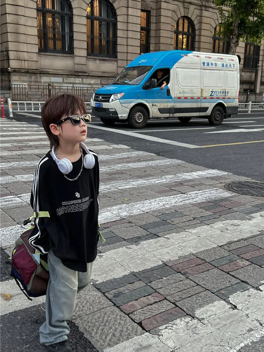 【90-160cm】韓国カジュアルスタイル ファッション 長袖 ゆったり 子供服 男の子 プリント  Tシャツ