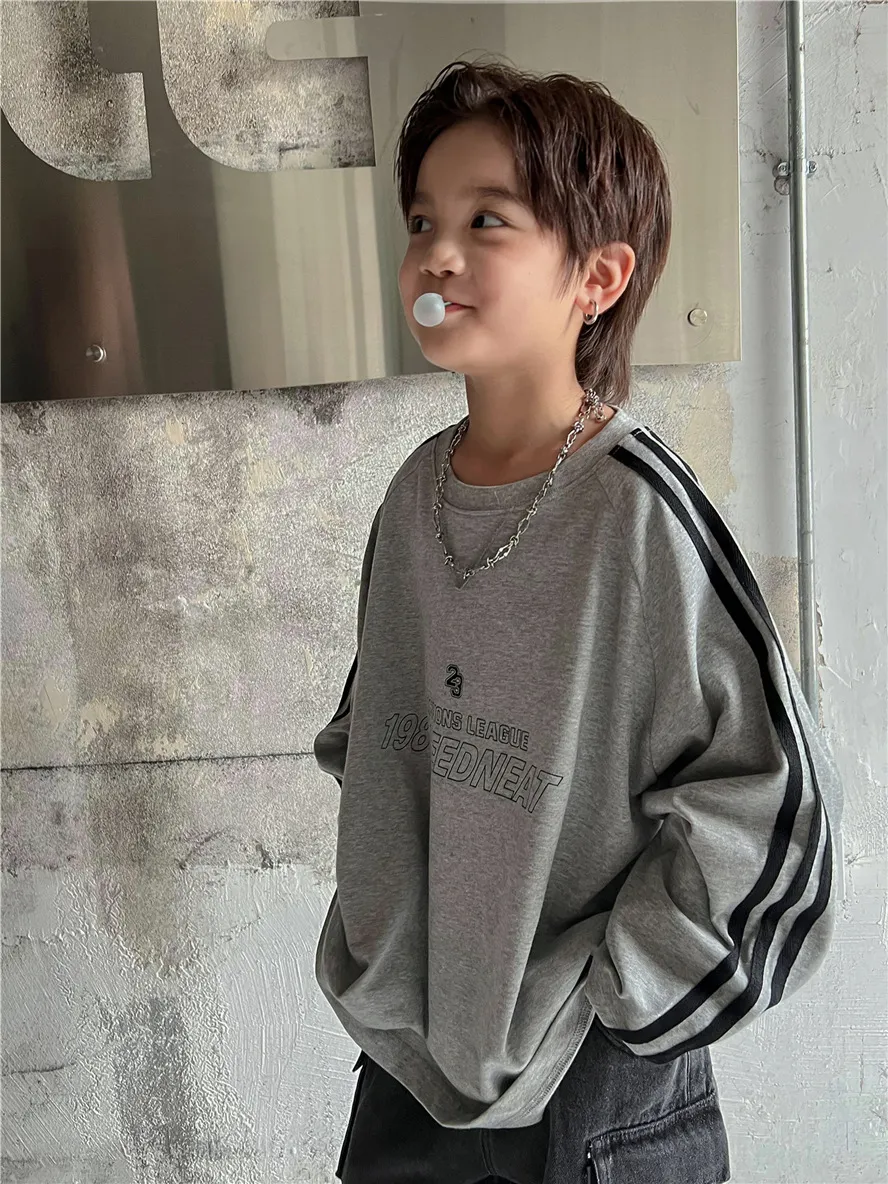 【90-160cm】韓国カジュアルスタイル ファッション 長袖 ゆったり 子供服 男の子 プリント  Tシャツ
