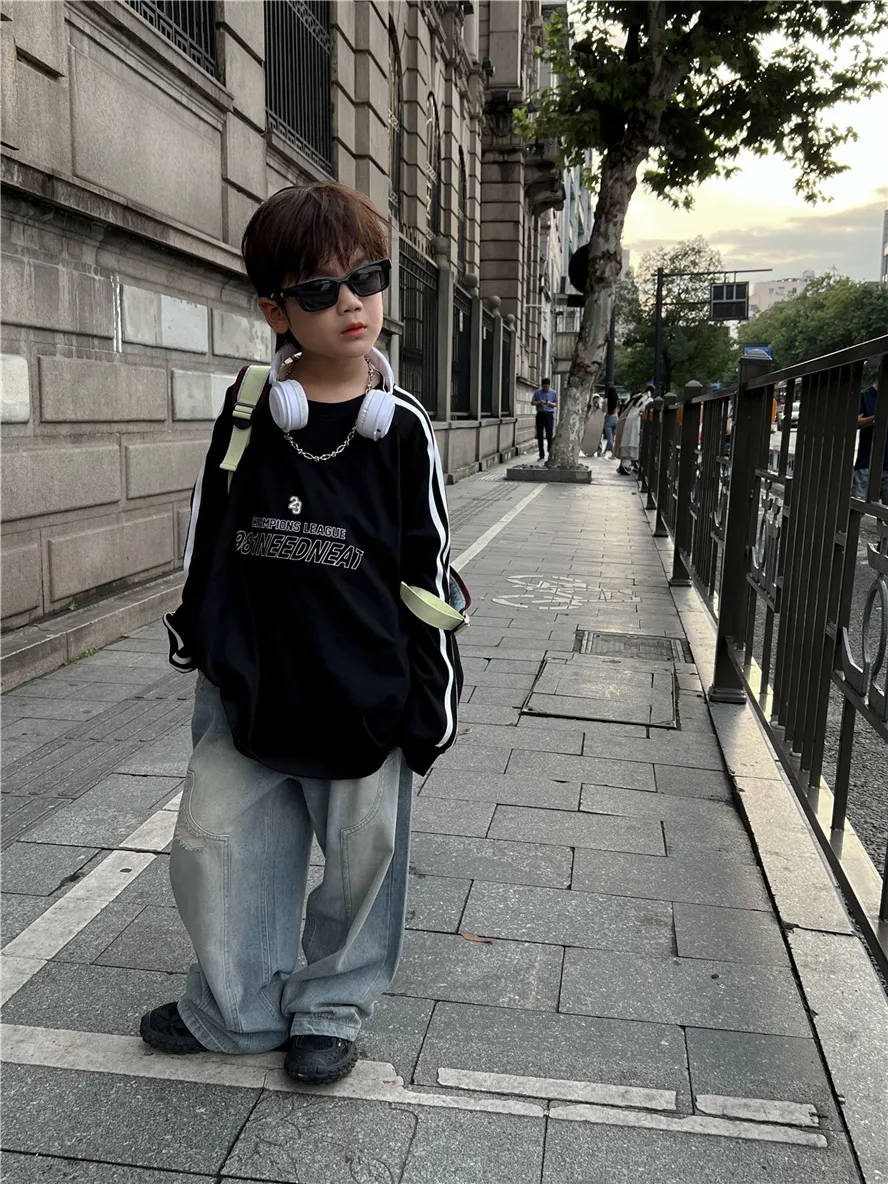 【90-160cm】韓国カジュアルスタイル ファッション 長袖 ゆったり 子供服 男の子 プリント  Tシャツ