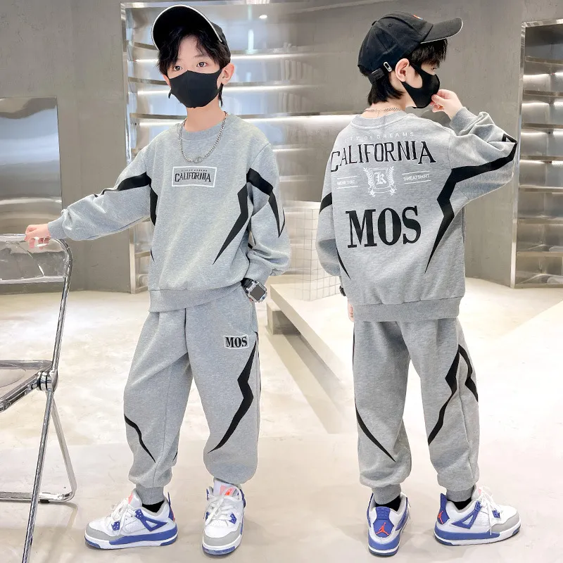 【110-170cm】二点セットカッコイイ秋新作ファッション カジュアル長袖 セットアップ