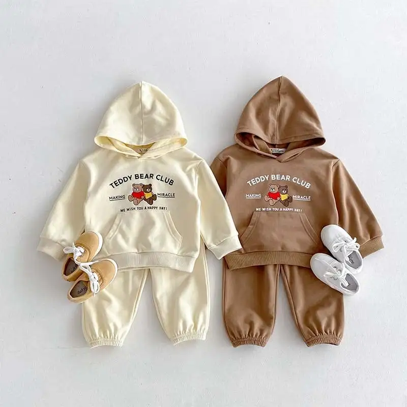 【80-130cm】二点セット 秋新作 クマ柄 ポケット付き パーカー＆パンツ セット