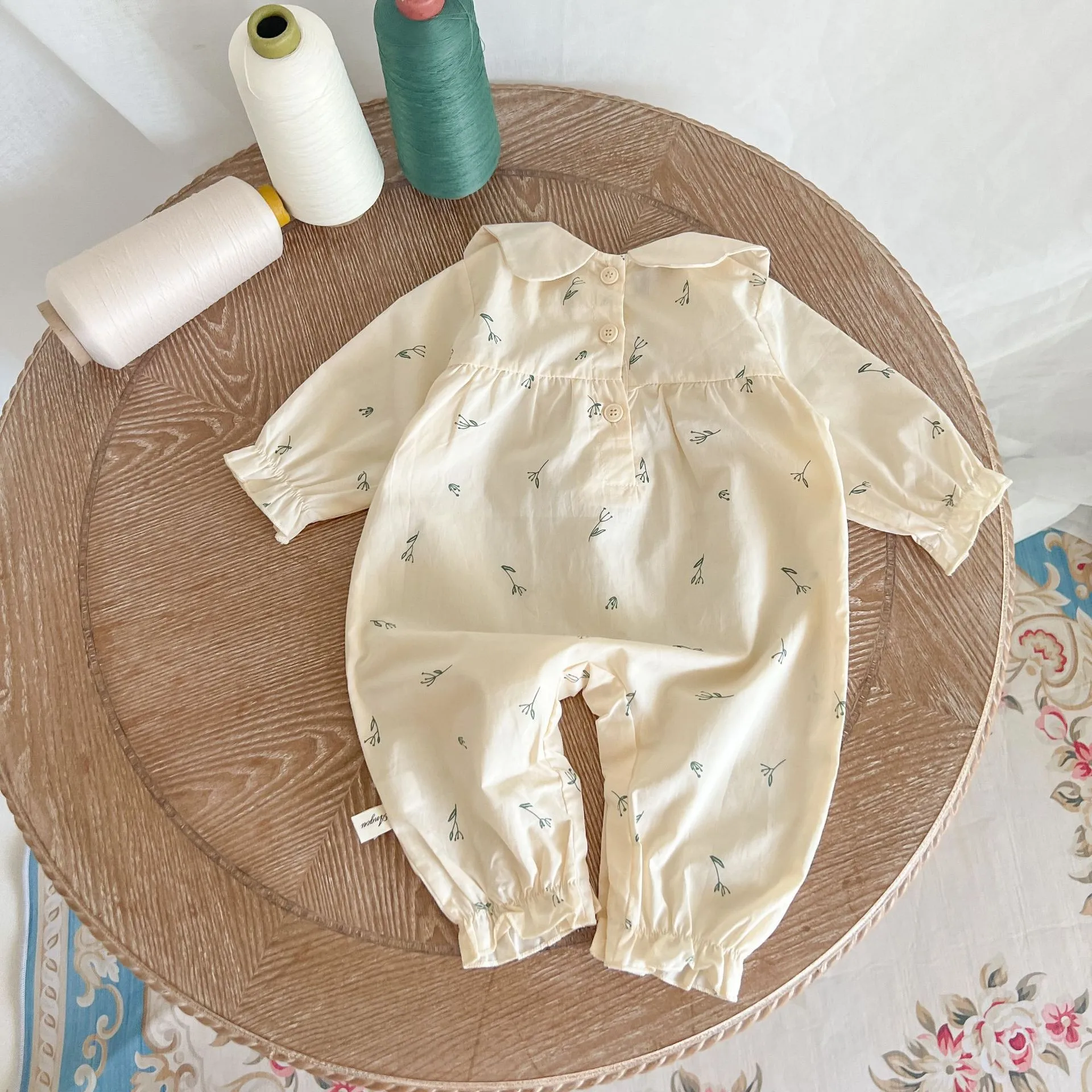 【66-100cm】絶対欲しい！通気性良い 肌に優しい 花柄 ベビー服 柔らかい ロンパース