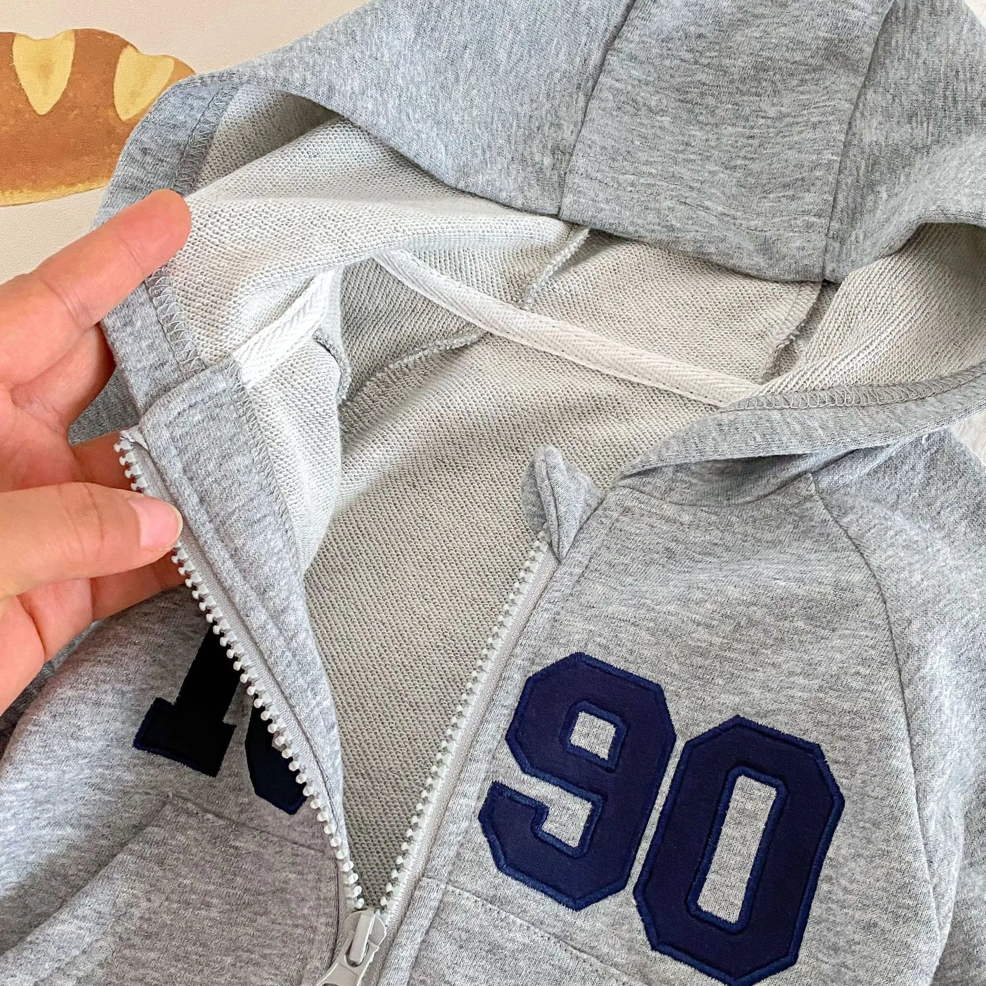 【66-90cm】超人気 トレンド 定番 フード付き 合わせやすい 肌に優しい ベビー服 ロンパース