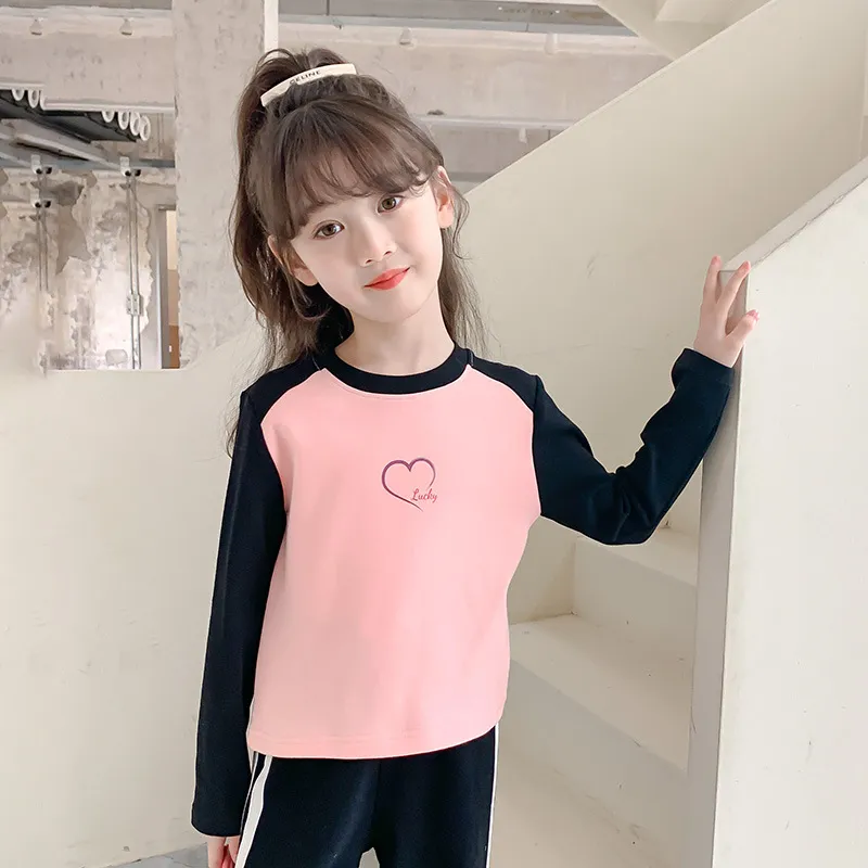 【110-160cm】人気新作！シンプル  合わせやすい  5色選べる 可愛い 女の子 長袖 Ｔシャツ