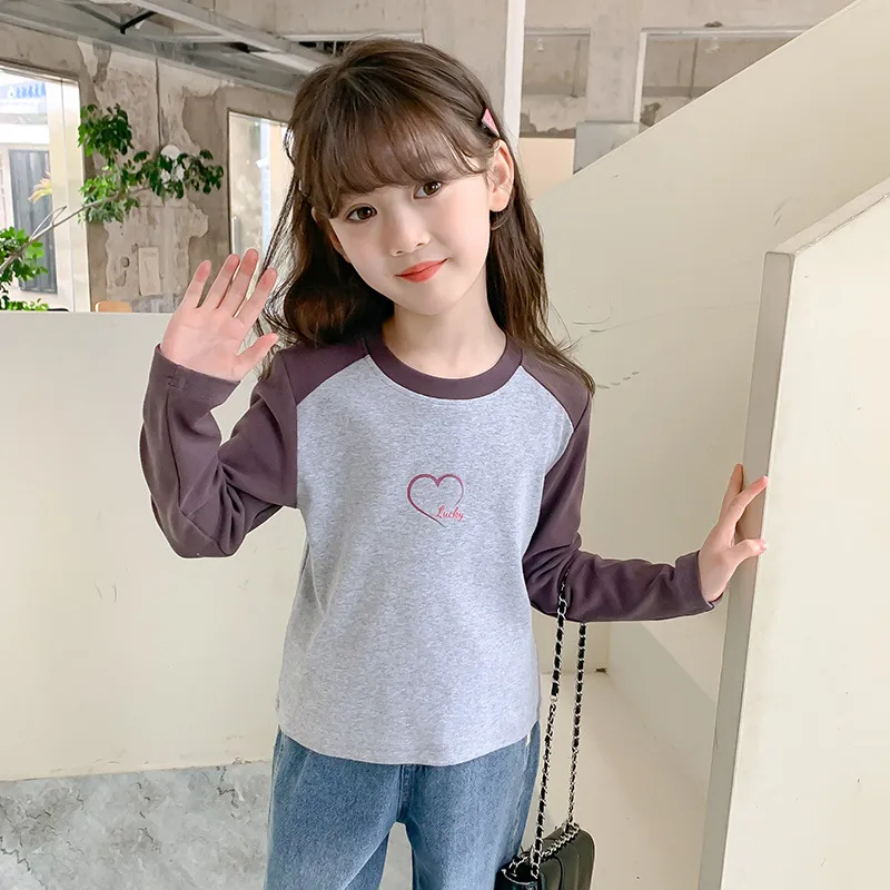 【110-160cm】人気新作！シンプル  合わせやすい  5色選べる 可愛い 女の子 長袖 Ｔシャツ