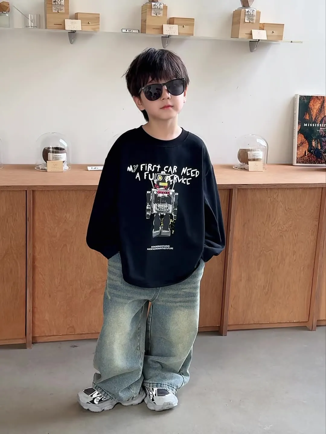 【90-150cm】おすすめ！ファッション クール カジュアル  二色選べる  男の子 トレーナー