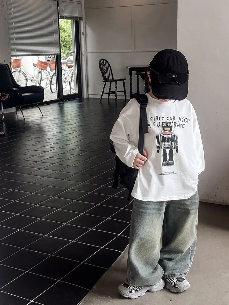 【90-150cm】おすすめ！ファッション クール カジュアル  二色選べる  男の子 トレーナー