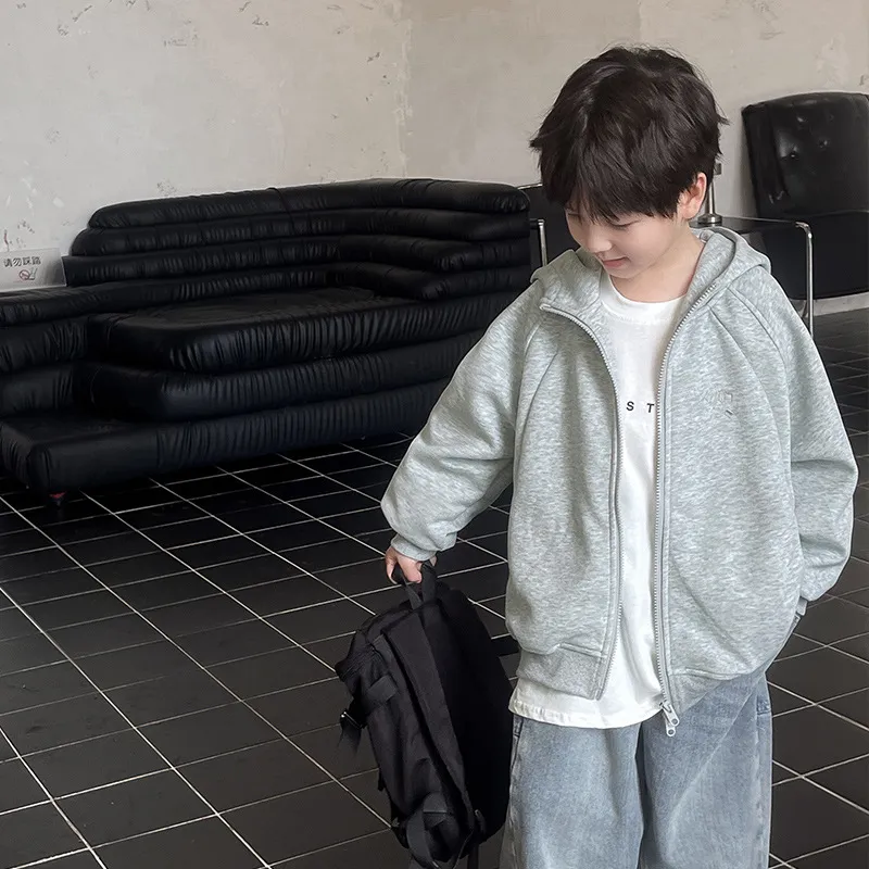 【90-150cm】人気上昇中! ファッション クール 合わせやすい 男の子 長袖 フード付き アウター