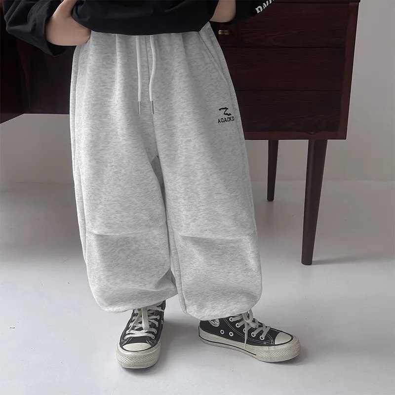 【90-150cm】人気商品!カジュアル スポーツ 合わせやすい 三色選べる 男の子 ボトムス パンツ