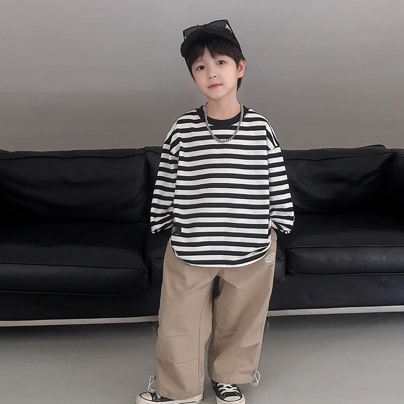 【90-150cm】大人気！ストリート系 カジュアル  ボーダー柄 配色  男の子 長袖 Ｔシャツ