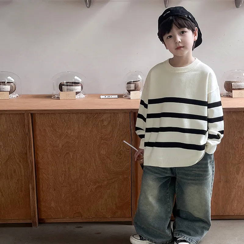 【90-150cm】絶対流行！クール カジュアル  日常 二色選べる  男の子 セーター