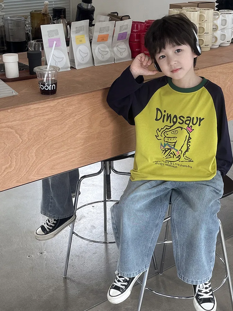 【90-150cm】かわいい　恐竜 Tシャツ 長袖 ロンT 子供服　トップス