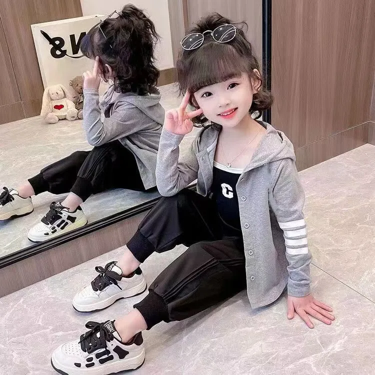 【80-140cm】今季大注目楽ちん可愛い合わせやすいフード付きシンプル女の子アウター