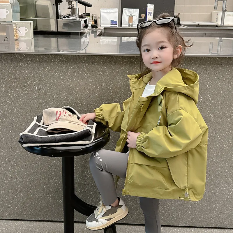 【90-140cm】人気上昇中 シンプル 合わせやすい きれいめ 女の子 フード付き アウター