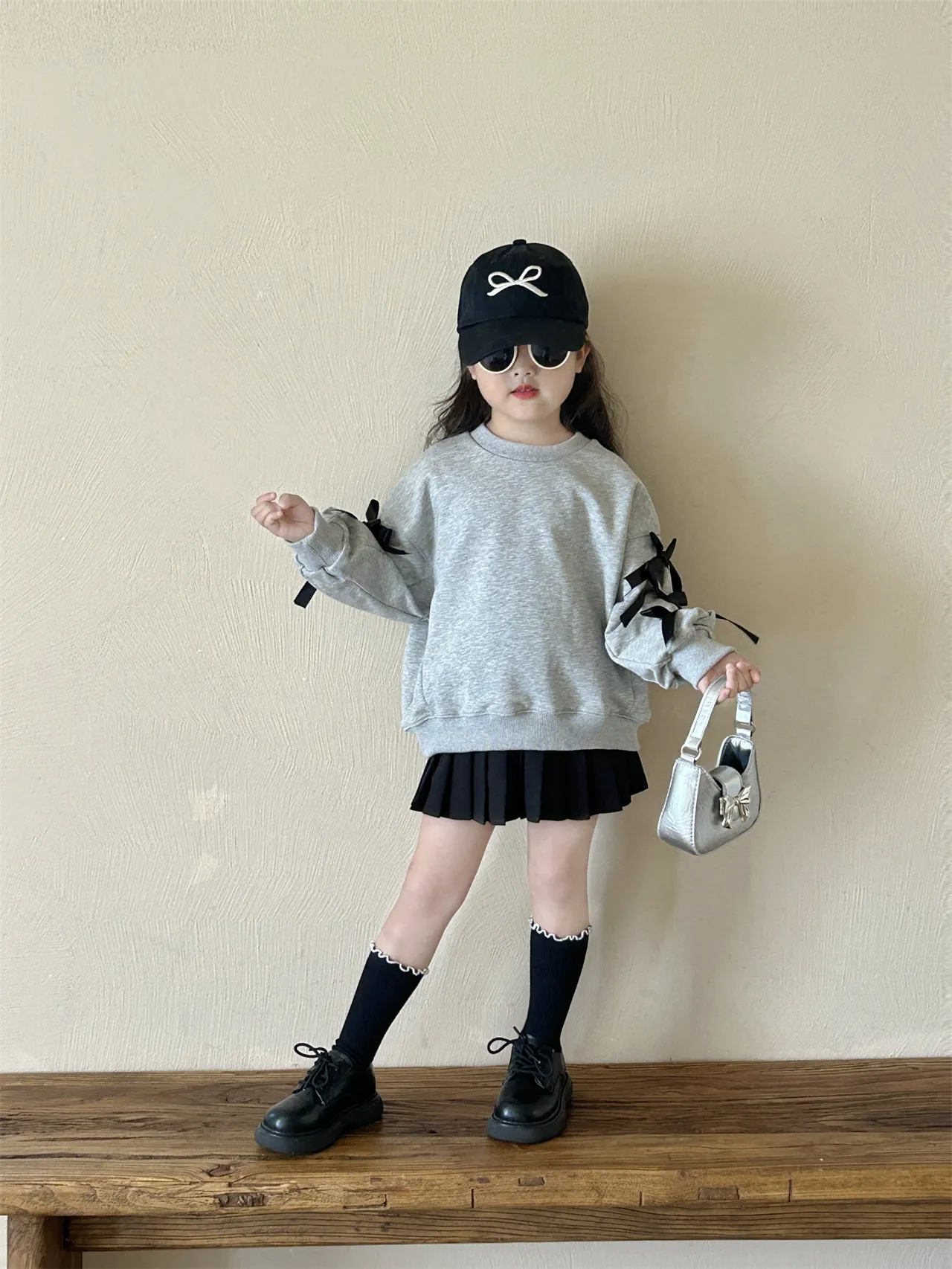 【90-140cm】絶対流行 ガーリッシュ カジュアル スウィート リボン付き 女の子 トレーナー/プリーツ
