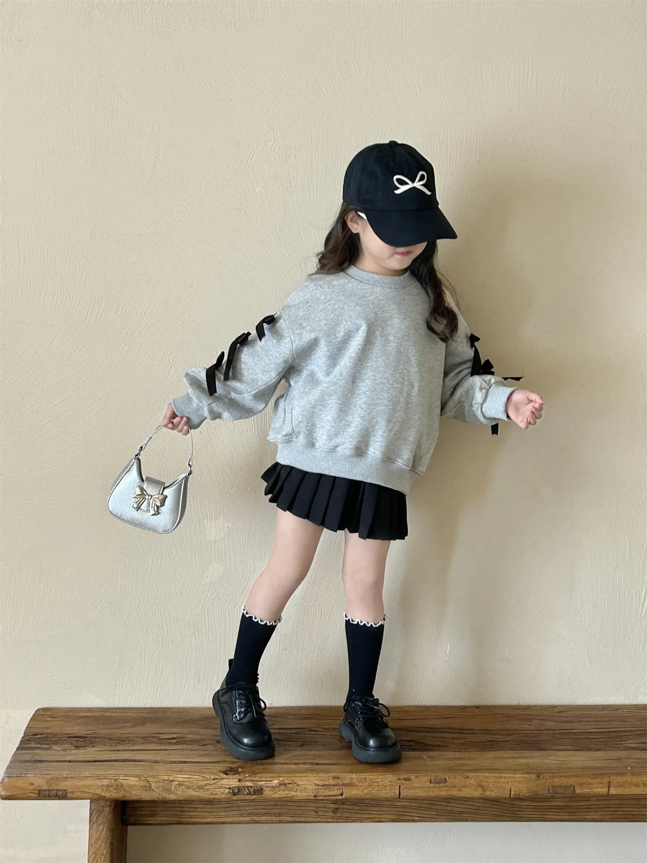 【90-140cm】絶対流行 ガーリッシュ カジュアル スウィート リボン付き 女の子 トレーナー/プリーツ
