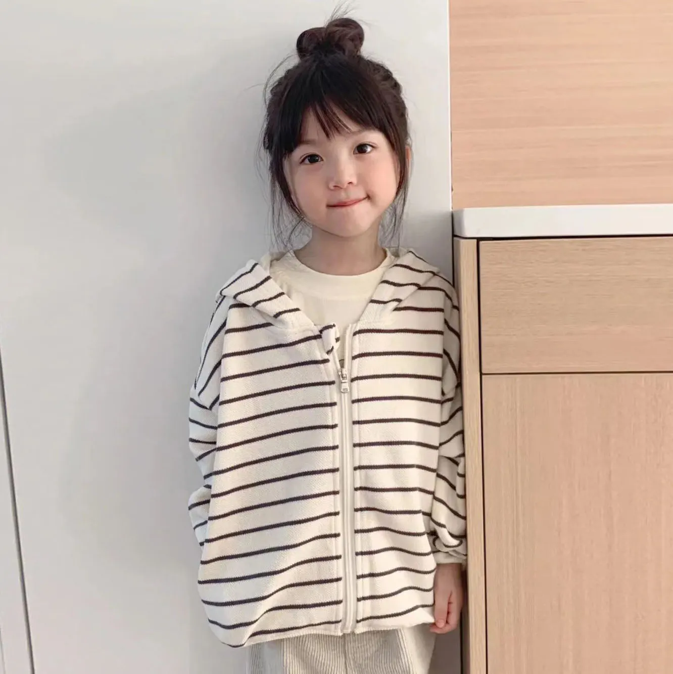 【90-130cm】超人気 ボーダー柄 シンプル 合わせやすい 可愛い カジュアル フード付き アウター