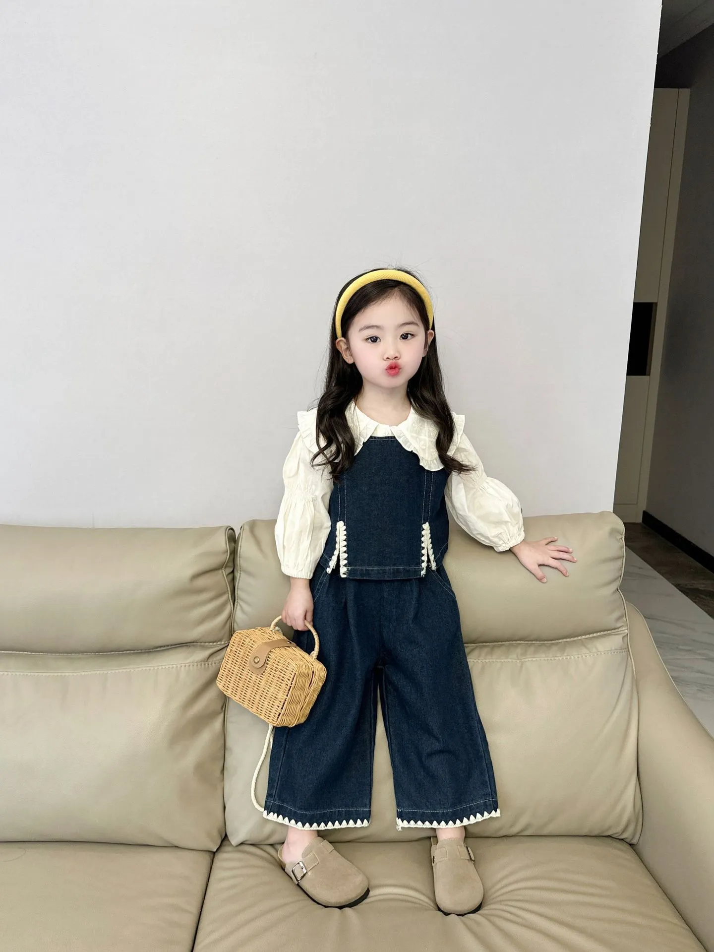【90-140cm】おしゃれ 可愛い　セットアップ キッズ 3点セット長袖シャツ+デニム上下セット