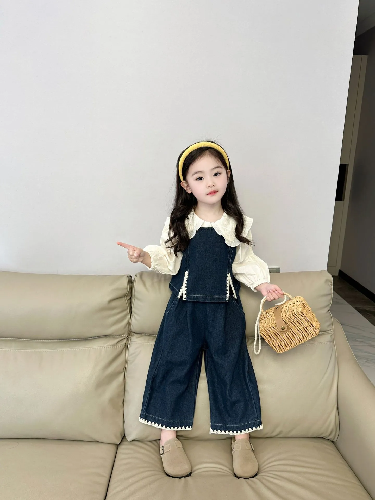 【90-140cm】おしゃれ 可愛い　セットアップ キッズ 3点セット長袖シャツ+デニム上下セット
