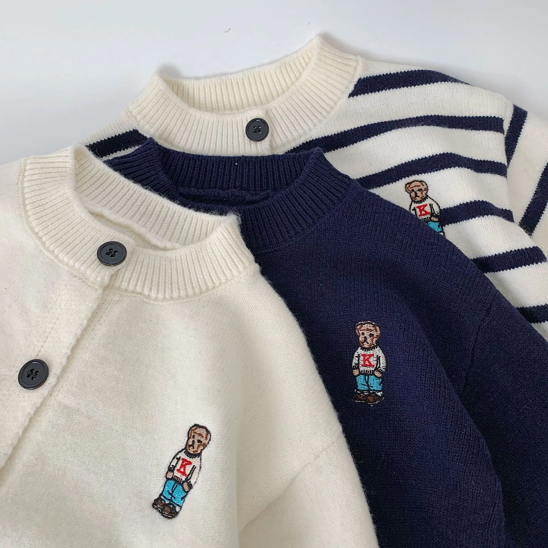 【90-140cm】合わせやすい キッズ ニット地 セーター カーディガン ニットトップス アウター 男の子 女の子 子供服