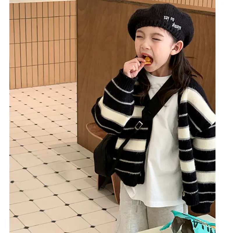 【110-160cm】ナチュラル トップス 子供服 お普段着 ボタン ニットカーディガン キッズ