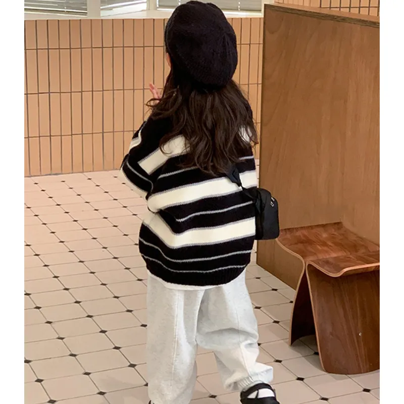 【110-160cm】ナチュラル トップス 子供服 お普段着 ボタン ニットカーディガン キッズ