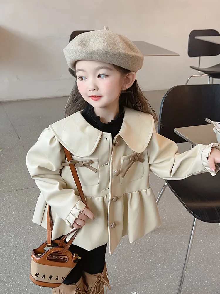 【90-140cm】毎日着たくなる シンプル ボウタイ付き 可愛い きれいめ 女の子 レザー アウター