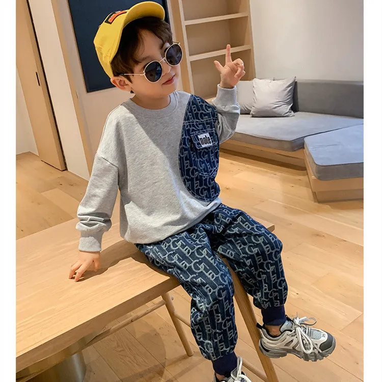 【90-150cm】二点セット かっこいい カジュアル 超人気商品 おしゃれ 特別なデザイン 男の子 トレーナー+パンツ セットアップ