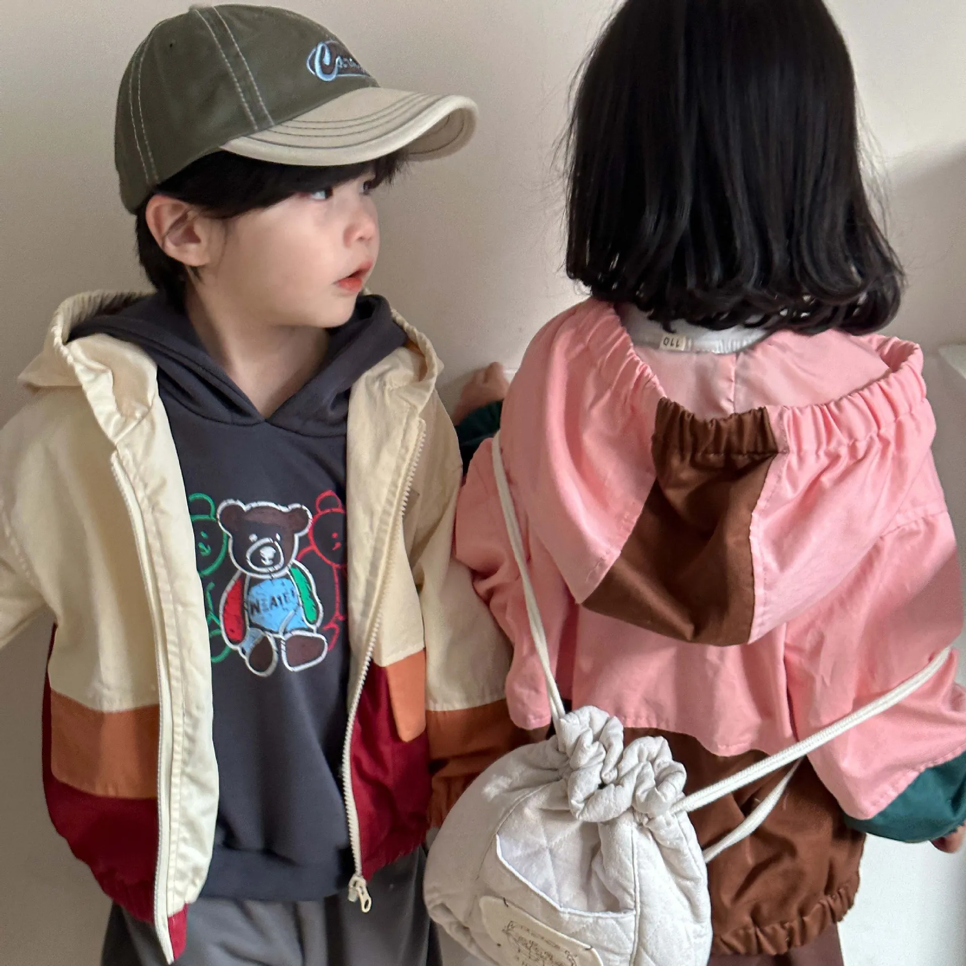 【80-150cm】かわいい フード付きバイカラー 防風 トップス ジャケット コート  こども服