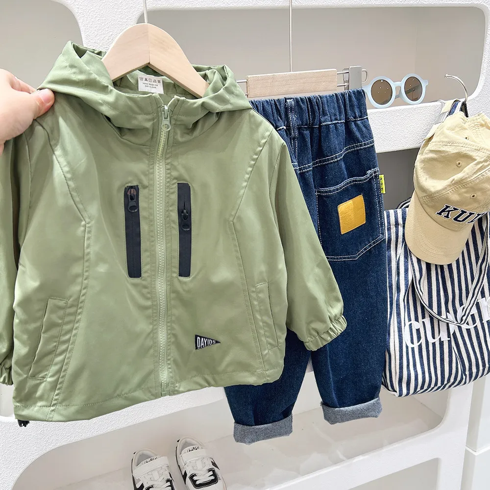 【100-150cm】人気上昇中 トレンド カジュアル 合わせやすい カッコイイ アウター