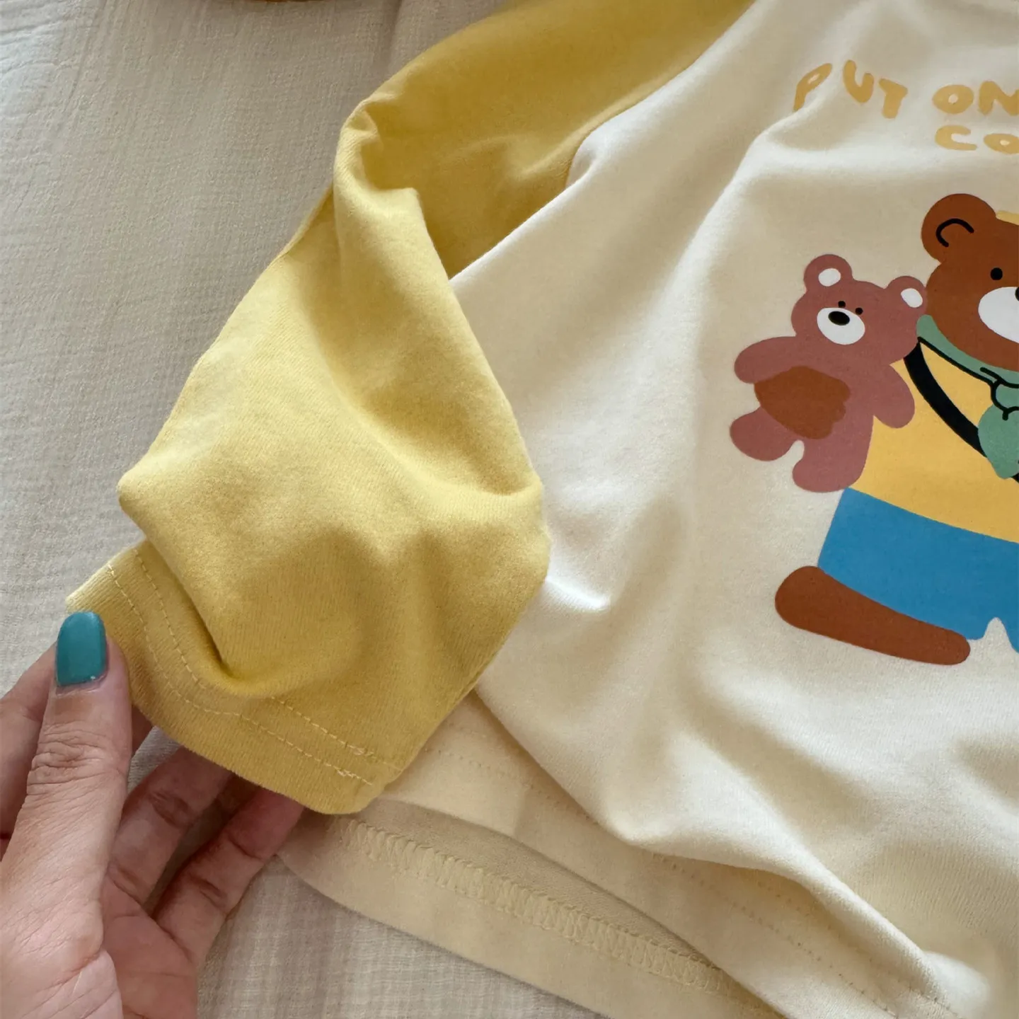 【90-140cm】かわいい 超人気商品 おしゃれ 切り替え 着やすい 長袖 Tシャツ