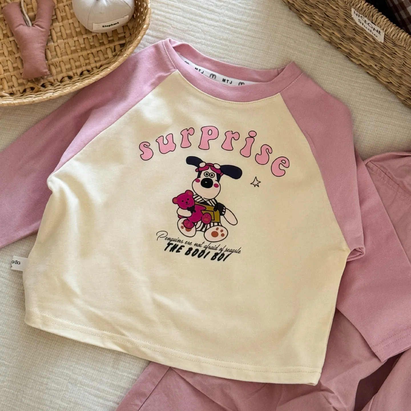 【90-140cm】かわいい 超人気商品 おしゃれ 切り替え 着やすい 長袖 Tシャツ