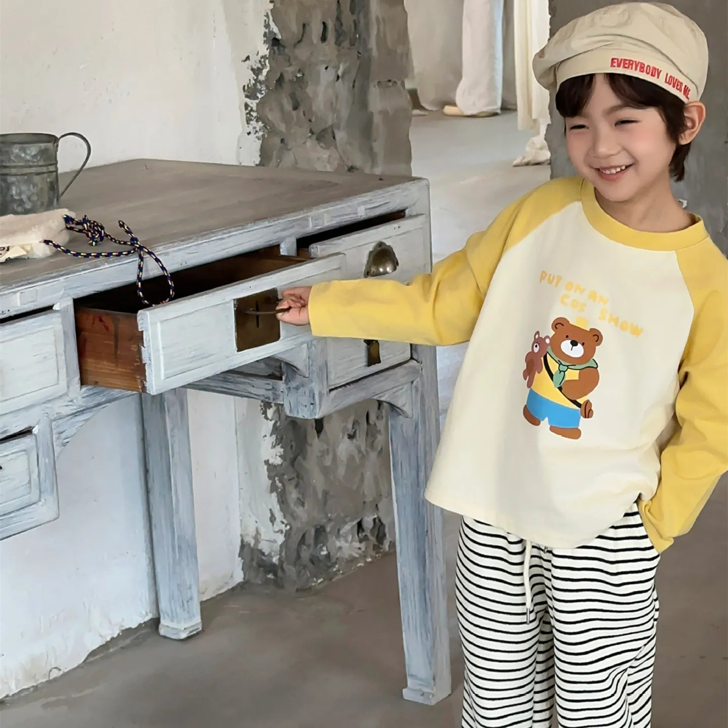 【90-140cm】かわいい 超人気商品 おしゃれ 切り替え 着やすい 長袖 Tシャツ
