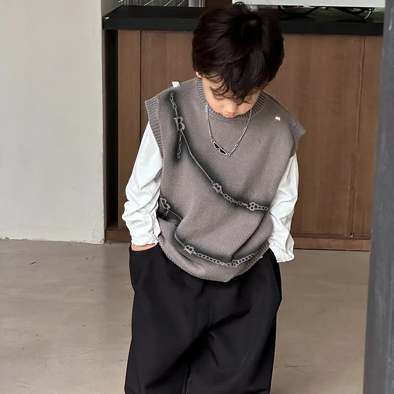 【90-150cm】超人気商品 絶対後悔しない 特別なデザイン カッコイイ 男の子 ニットベスト