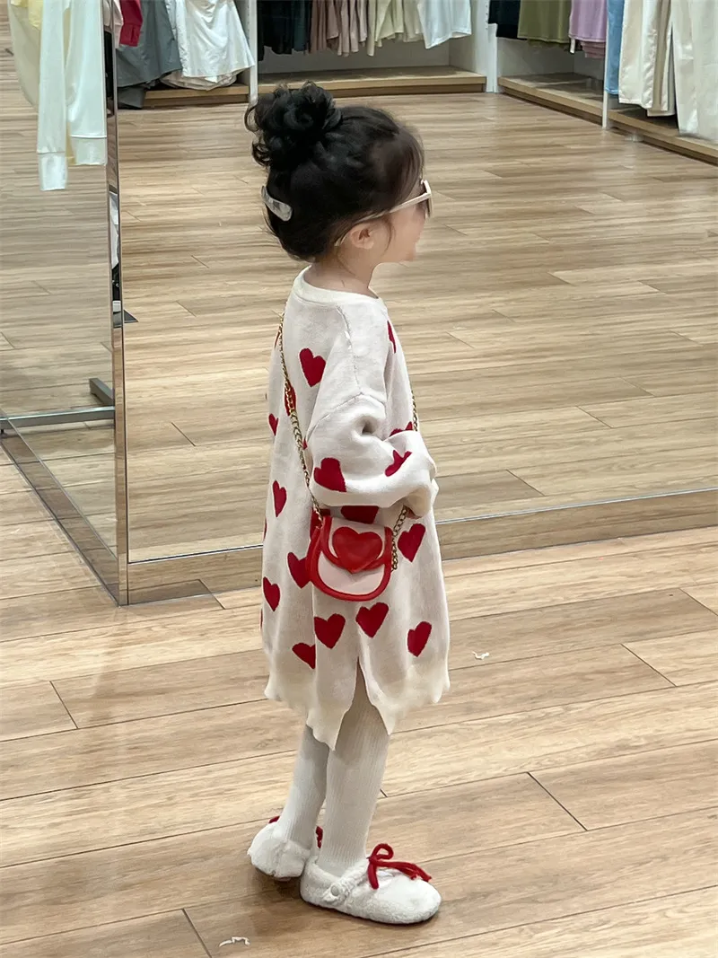 【90-140cm】お姫様 暖かい かわいい ハート柄 ニット ワンピース 長袖ワンピース 子ども服 女の子